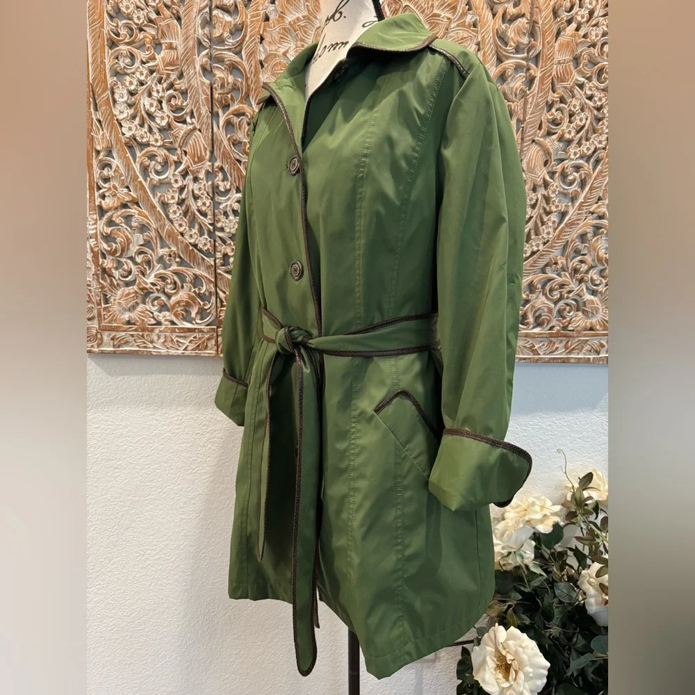 Dennis by Dennis Basso Green & Brown Belted Water Resistant Trench Coat- size L